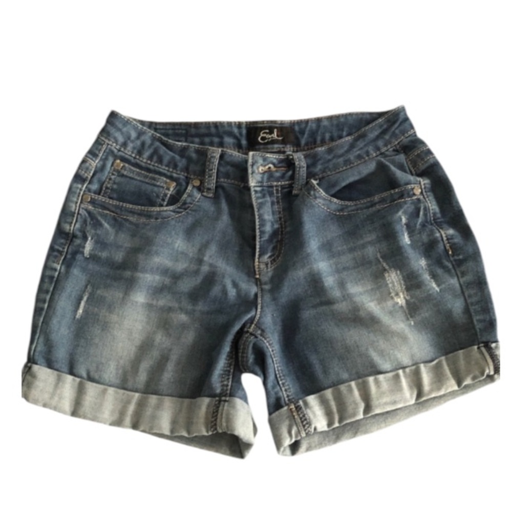 Earl Jeans • Denim Shorts